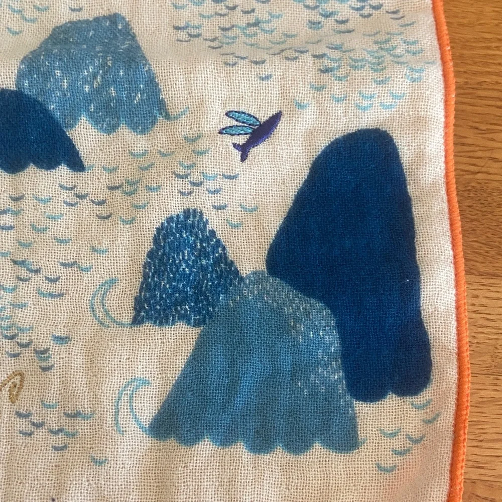 Mermaid w/Waves Embroidered Wash Cloth Japan New w/tags 🇯🇵